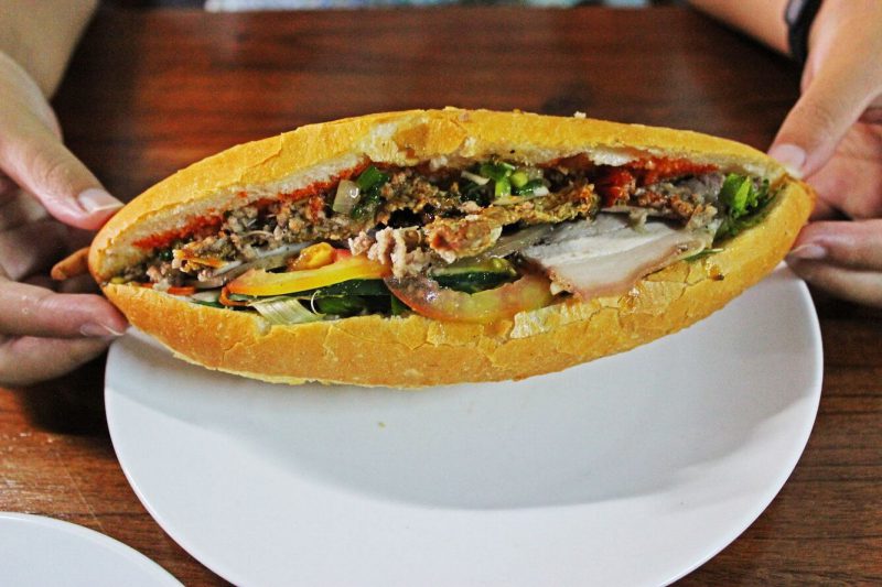 Bánh Mì Cô Phượng Hội An