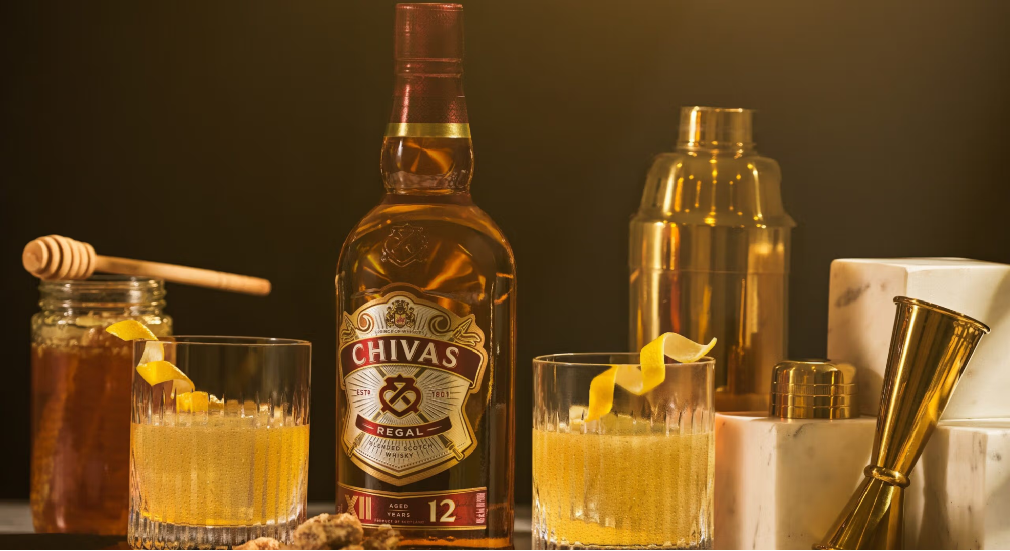 Số năm ghi trên chai whisky thể hiện thời gian ủ trong thùng – chứ không phải độ “cổ” của chai rượu.